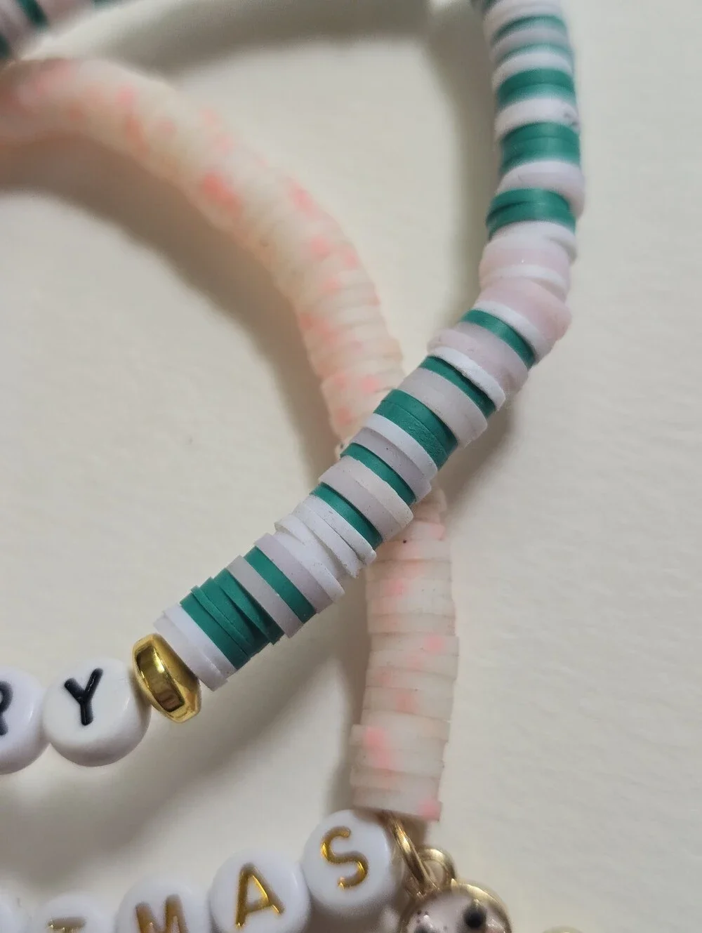 Merry Christmas Beaded Bracelet Set